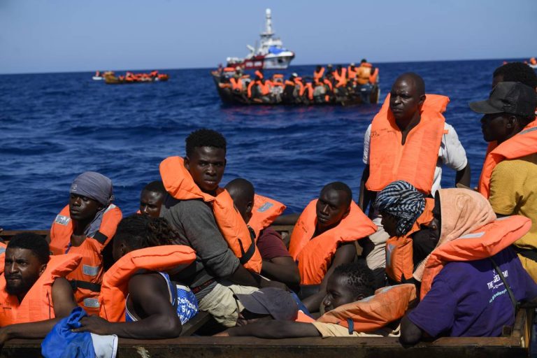 Rama-Meloni: 36 mijë emigrantë nga Afrika pritet të strehohen në Shqipëri