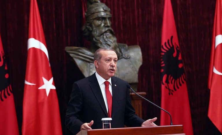 Erdogan viziton Tiranën për inaugurimin e Xhamisë së Namazgjasë dhe takime të nivelit të lartë