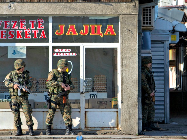 A rrezikon Maqedonia e Veriut nje konflikt të ri etnik/ Ali Ahmeti letër liderëve botërorë: Po bëhen gati të heqin gjuhën shqip