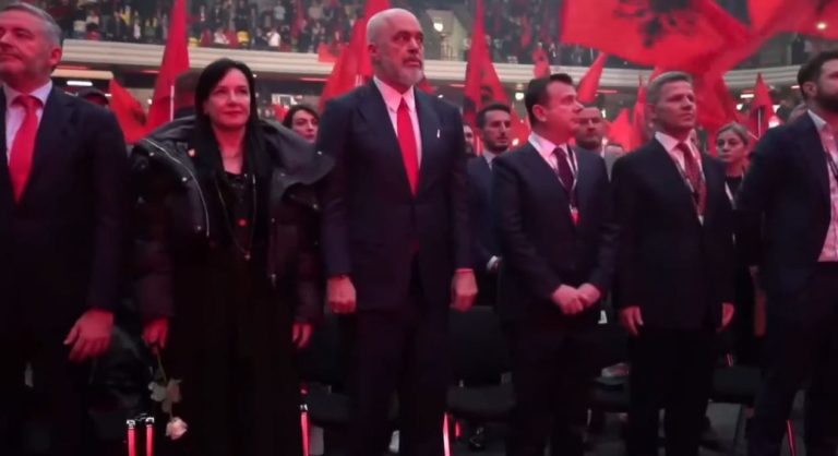 Erion Veliaj mungon në Londër/ A ka bllokuar SPAK pasaportën e kryebashkiakut të Tiranës