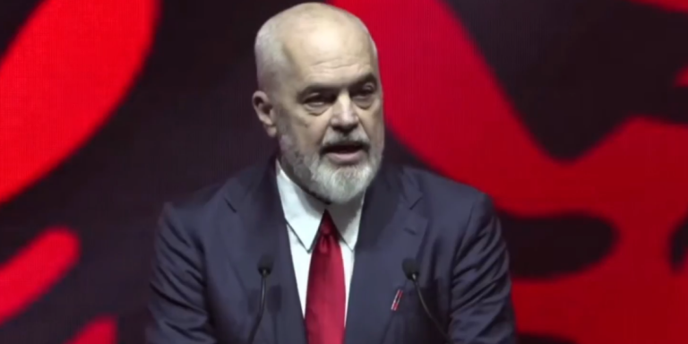 Rama përballet me protesta në Londër: Shqiptarët e diasporës shfaqin zemërimin