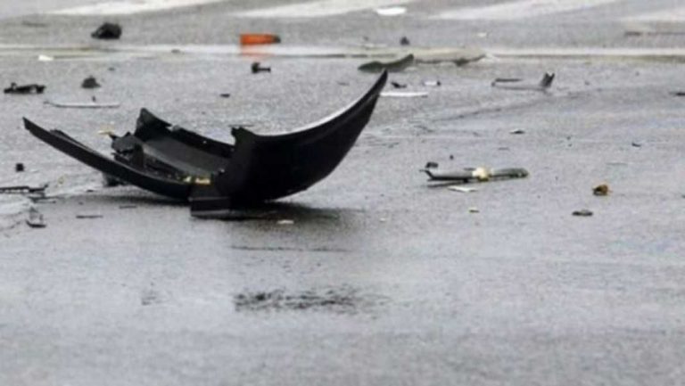 Aksident në Durrës, Shoferi Dërgohet në Spital – Dyshohet Shpejtësia dhe Semafori Jashtë Funksionit