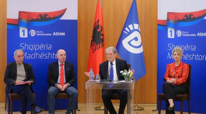 Berisha Akuzon Ballukun: 10 Mijë Euro në Muaj nga Taksat për Larjen e Makinës Luksoze