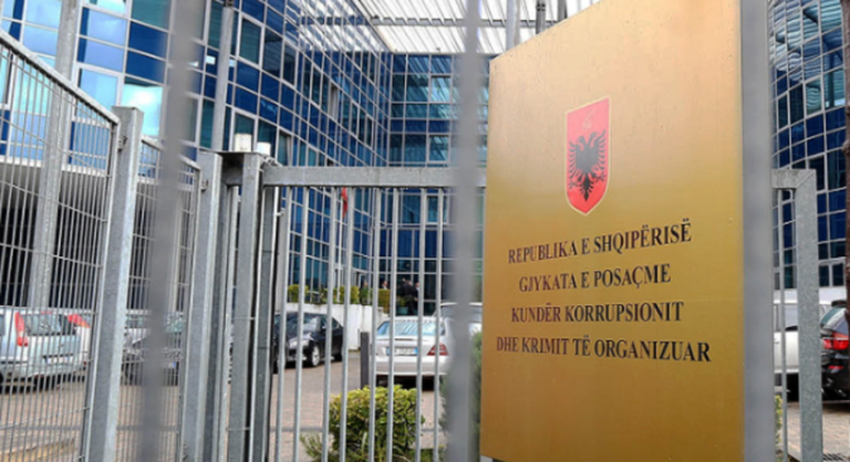 Operacioni “Ura”/ GJKKO Lë në Burg 11 Të Arrestuarit, Liron Avokatin Tragaj dhe Dy Të Tjerë