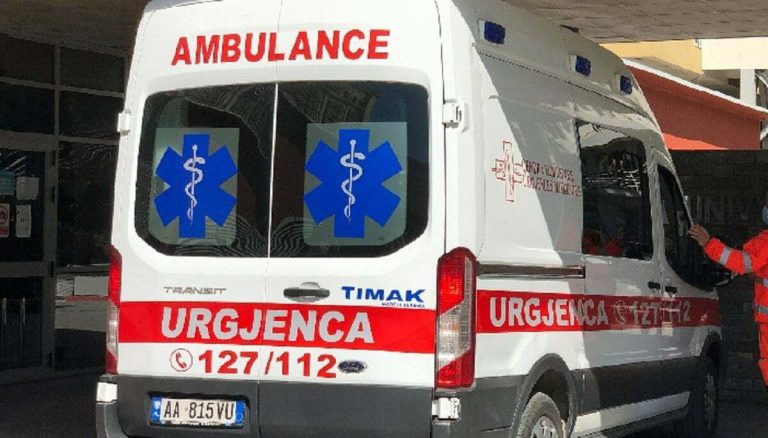 Makina Përplaset Me Motorin Te “Shkalla E Tujanit”, Dy Të Rinj Humbin Jetën