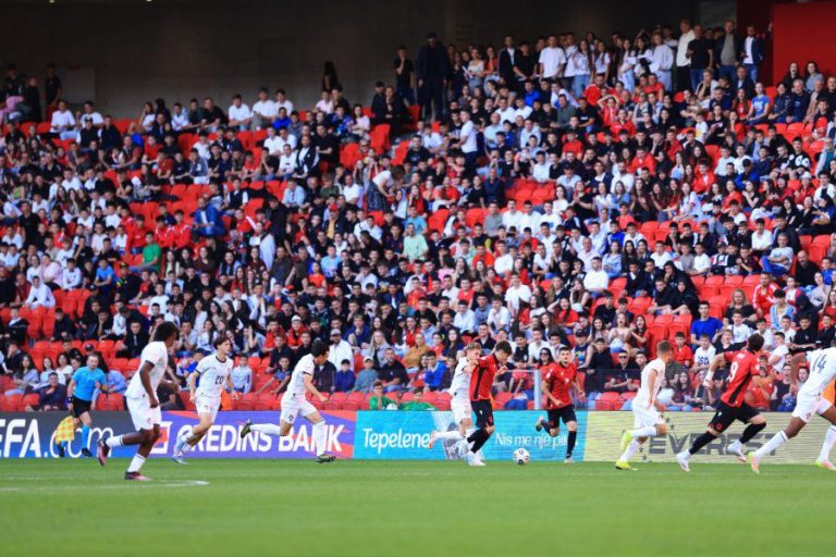 Shqiptarët Jetojnë Me Futbollin: EURO U17 Kthehet Në Festë Kombëtare
