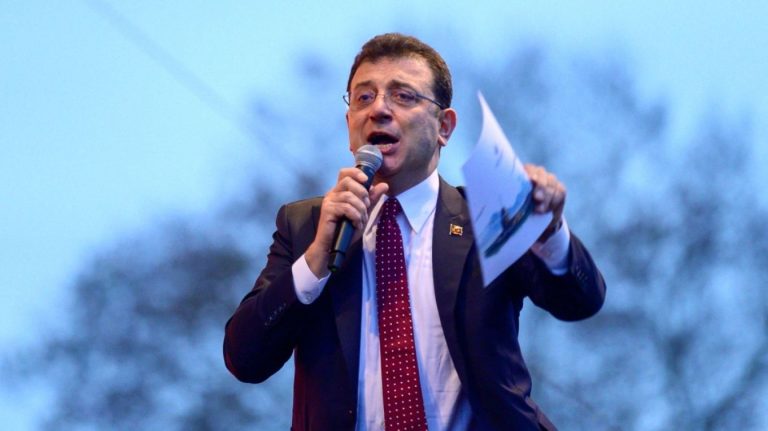 Goditje Politike Dhe Digjitale Ndaj Imamoglu: Pas Arrestimit i Bllokohen Dhe Rrjetet Sociale – Rritet Mbështetja Popullore