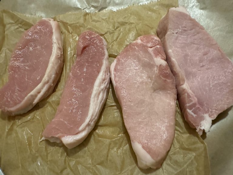 Pas Mishit Të Pulës, Skandal I Ri: Fileto Derri Me Salmonelë Në Treg – AKU Hesht, “Frigo ALBA” Nuk E Asgjësoi!