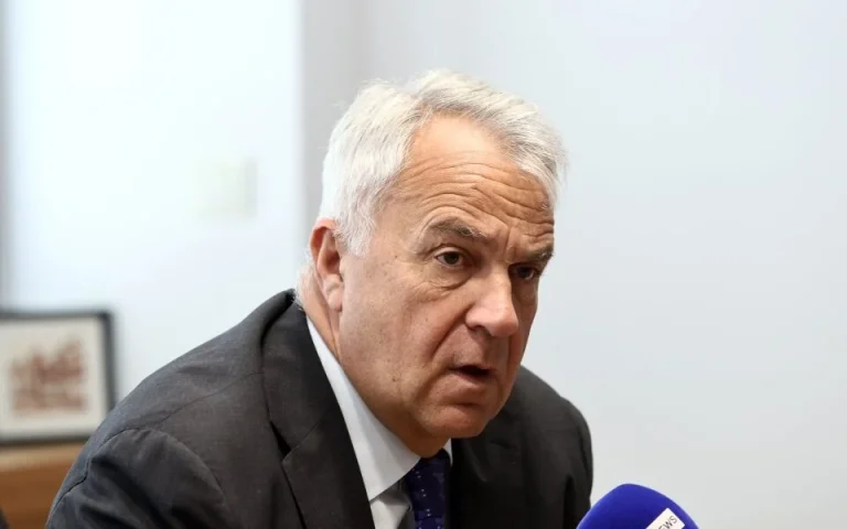 Skandal Në Greqi Me Fondet E BE-Së: Dorëhiqet Ministri I Emigracionit Dhe Tre Zëvendësministra
