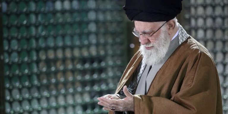 Mesazhi Tronditës i CIA-s për Khamenein: Armëpushim Brenda 24 Orësh, E Dimë Ku Je Fshehur