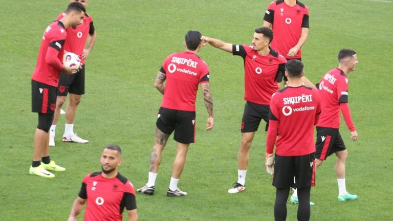 Sylvinho Gatuan Befasi Para Serbisë: Dakun Në Sulm, Bajrami Dhe Manaj Në Stol