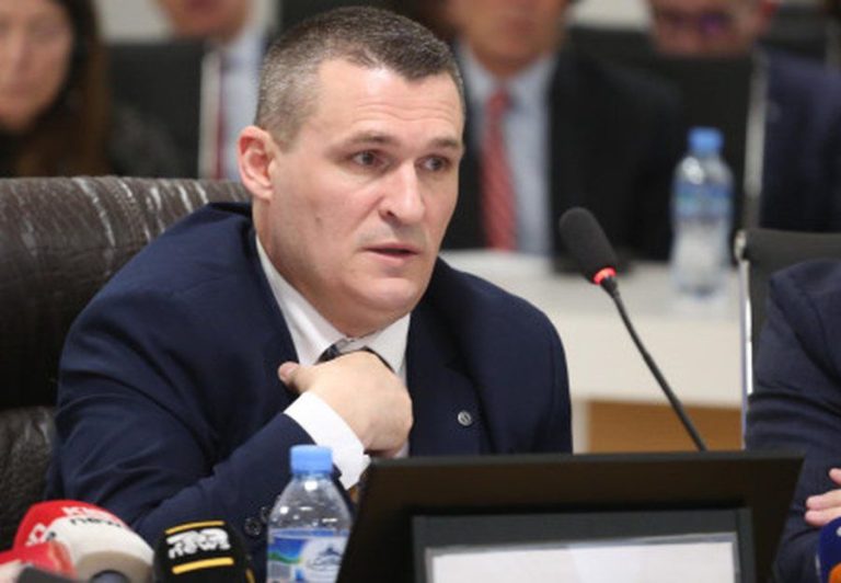 Kodi I Ri Penal Nën Dyshime: Altin Dumani Distancohet, Por Mbron Nevojën Për Ndryshime