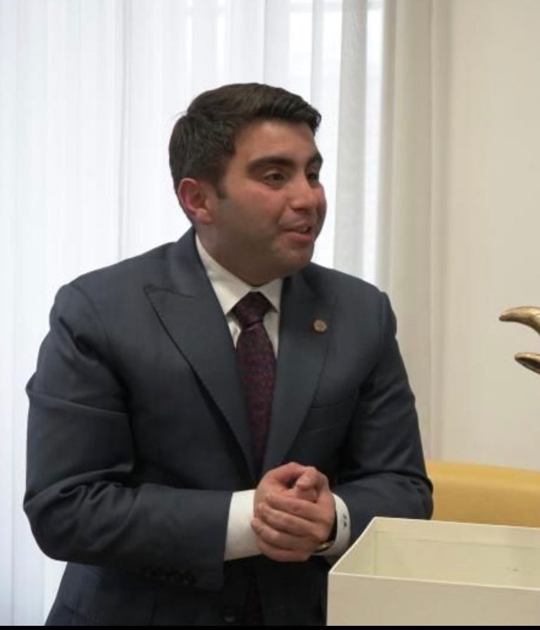 ‘Firmosim Ne, Marrin Lekët Ata’: Përgjimet Që Fundosën Jonaid Myzyrin Në Aferën E 2.3 Milion Eurove