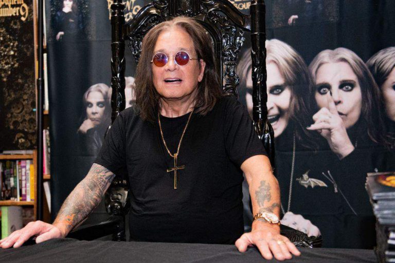 Bota E Muzikës Në Zi! Ndahet Nga Jeta Në Moshën 76-Vjeçare Legjenda E Rock & Roll, Ozzy Osbourne