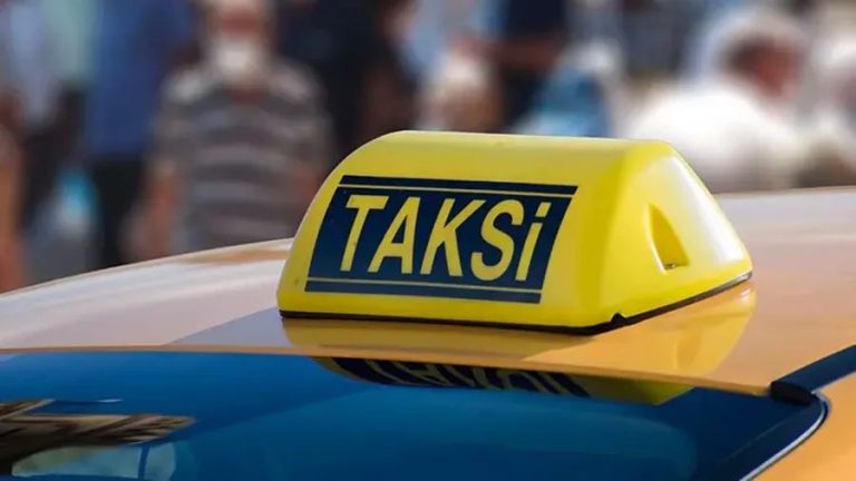 Mashtruesi “serial” i taksistëve në Tiranë dënohet nga Gjykata, përdorte qese plehrash si “garanci”