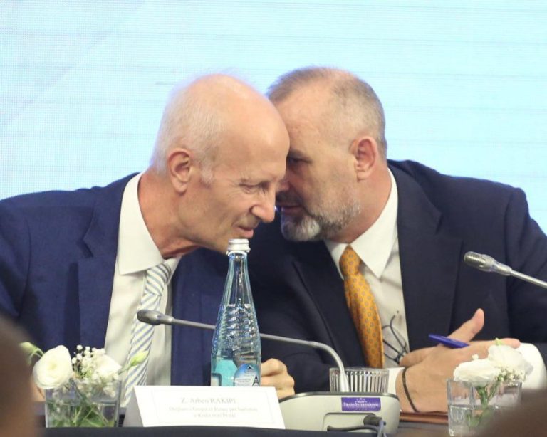 BE Rrëzon Kodin Penal të Rakipit Dhe Ulsiut– Ndryshimet Censurojnë Lirinë e Shprehjes dhe Medias