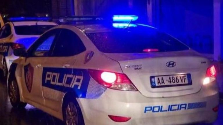 Fëmija bie nga lartësia në Lungomare, dërgohet me urgjencë në spital