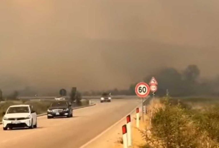 Rëndohet situata në Delvinë, shtëpitë rrethohen nga flakët në Kasapaj; në Lefterhor digjen banesat dhe kisha