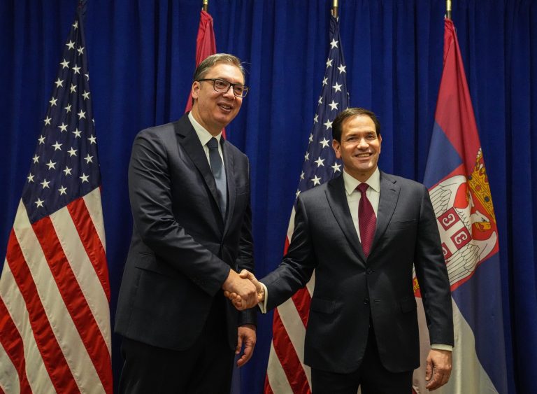Edi Rama I Padëshiruar Nga Administrata Trump? Vucic Përfiton Nga New York-U, Shqipëria Në Hijen E Begajt