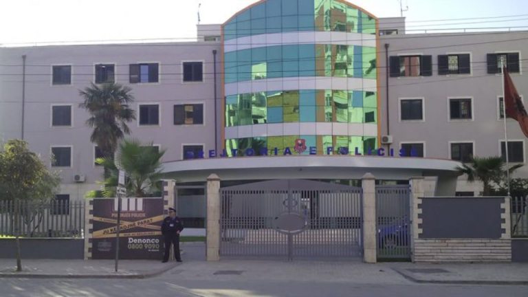 26-vjeçari abuzon me turisten italiane në shezlong, arrestohet pas disa orësh në Durrës