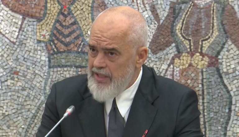 “Kush abuzon me lejen, hyn në listën e zezë” – Rama paralajmëron masa të reja: “Shitja dy herë e një apartamenti? Konfiskim direkt”