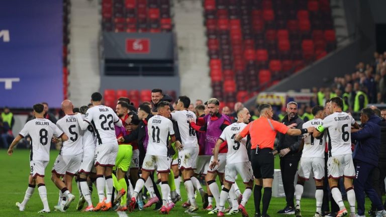 Shqiponjat triumfojnë në Serbi: Fitore historike që ndez ëndrrën për Botërorin