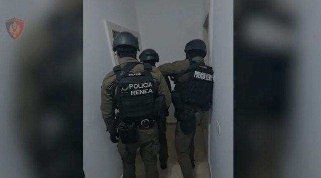 (VIDEO) Operacioni “Ghosts”: RENEA Shtrin Në Tokë Vrasësin Me Pagesë Aldo Avdylajn, Flinte Me Pistoletë Nën Jastëk