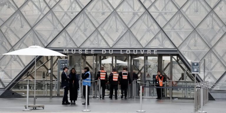 Arrestime Pas Grabitjes Spektakolare Në Luvër: Policia Franceze Kap Pjesë Të Bandës Arrestime Pas Grabitjes Spektakolare Në Luvër: Policia Franceze Kap Pjesë Të Bandës