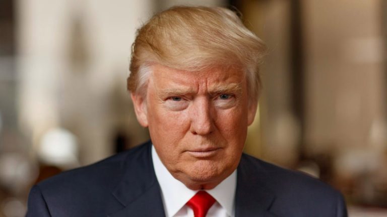 Trump Bisedon Me Putinin Para Takimit Me Zelenskyn: Paralajmëron Zbulimin E Përmbajtjes Së Bisedës