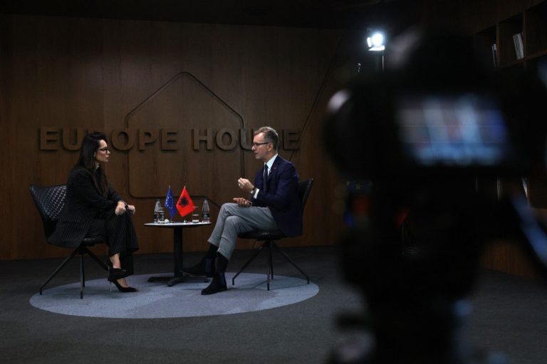 Ambasadori Gonzato Dhe Standardi i Dyfishtë: Kur “Prezumimi i Pafajësisë” Përdoret Si Strehë Për Pushtetin