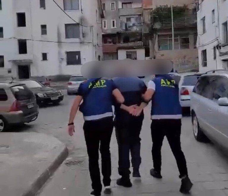 AMP Godet Abuzimin Me Uniformën: Polici Në Krujë Arrestohet Për Dhunë Dhe Kanosje