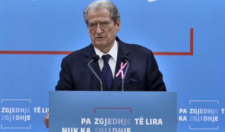 SPAK thërret Sali Berishën për ‘21 Janarin’: Fletëthirrja iu dorëzua gjatë masës së “detyrim paraqitje”