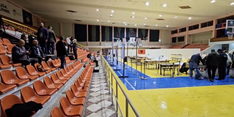 Pjesëmarrje Rekord e Ulët në Zgjedhje Për 5 Bashki: Shenjë e Thellë Mosbesimi Politik