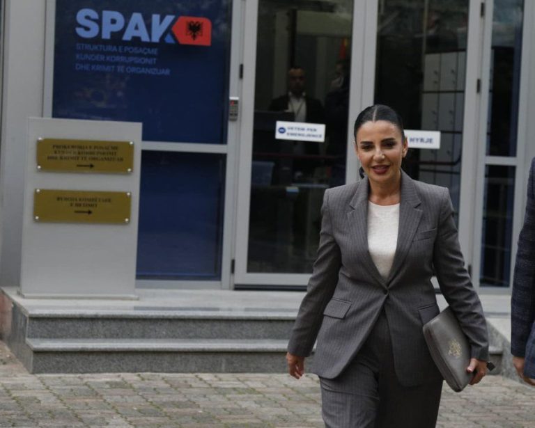 SPAK Përfundon Kontrollet Tek Bashkëpunëtorët E Ballukut, Sekuestrohen Dokumente, Telefona Dhe Pajisje Kompjuterike
