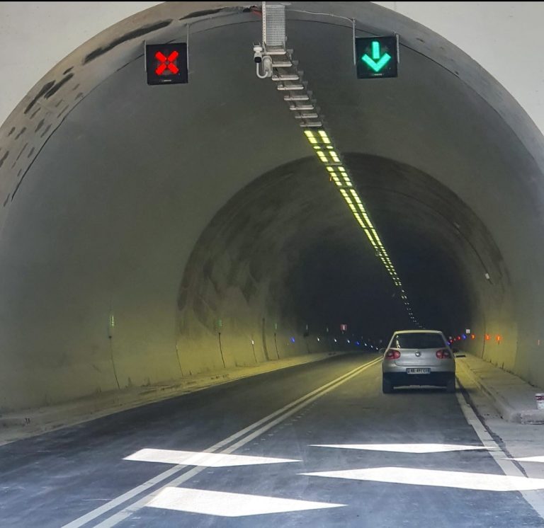 Dosja Hill International Dhe Tuneli I Llogarasë: Ahmetaj Denoncon Konflikt Interesi Dhe Pagesa Për Zyrtarë Të Lartë