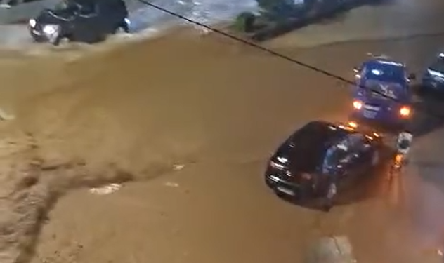 Qyteti Nën Ujë, Shteti I Zhdukur: Gjirokastra Në Pragun E Kaosit