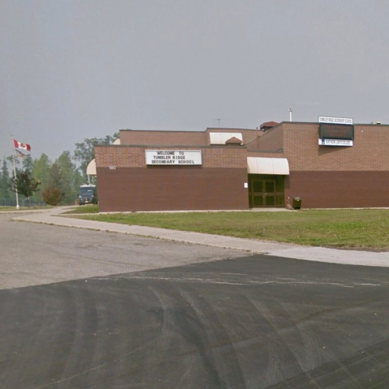 Masakër Në Një Shkollë Në Kanada, 10 Të Vdekur Dhe 25 Të Plagosur