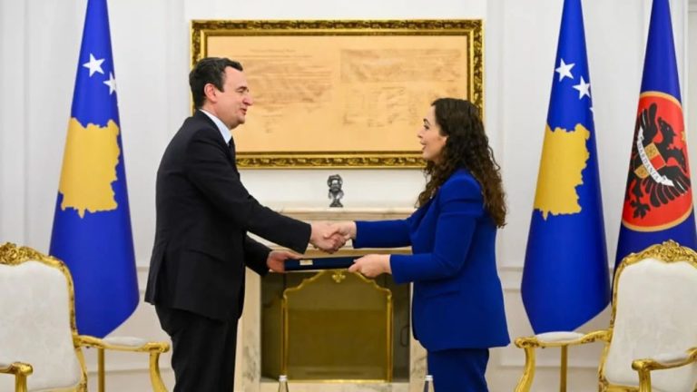 Albin Kurti Mandatohet Për Formimin E Qeverisë Së Re Në Kosovë