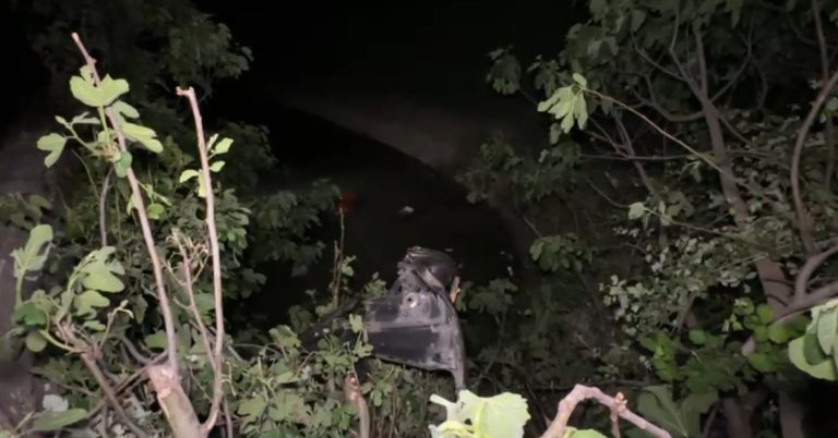 Aksident fatal në Lezhë, makinë e përmbysur në kanal: humbin jetën babë e bijë