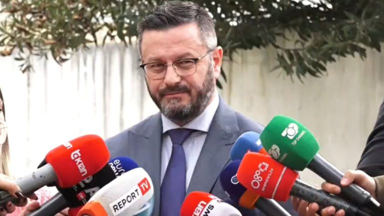 Gjyqi ndaj Veliajt, mbrojtja ngre alarmin për 35 fashikuj me prova digjitale të pahapura