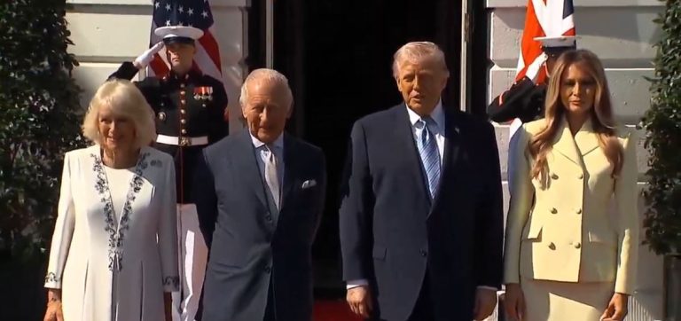 Trump pret Mbretin Charles në Shtëpinë e Bardhë, nis vizita 4-ditore në SHBA