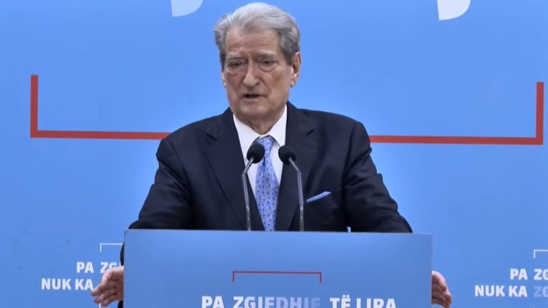 Berisha kërkon lirimin e Ilir Metës pas seancës, ngre akuza për trajtim çnjerëzor