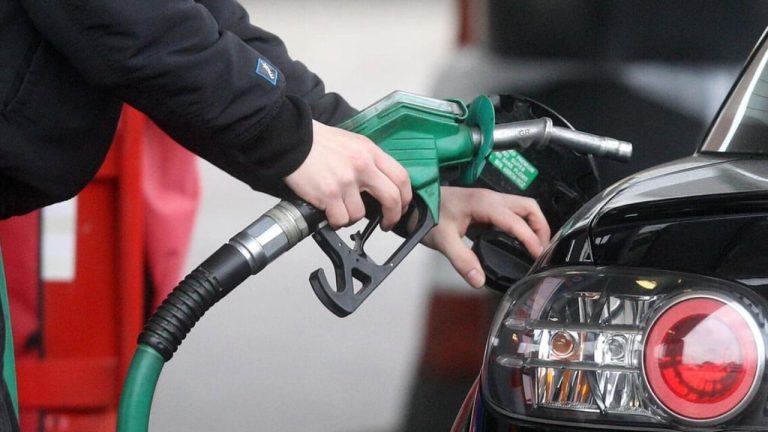 Bordi ul çmimin e naftës dhe benzinës, por akciza mbetet e plotë: tarifat e reja