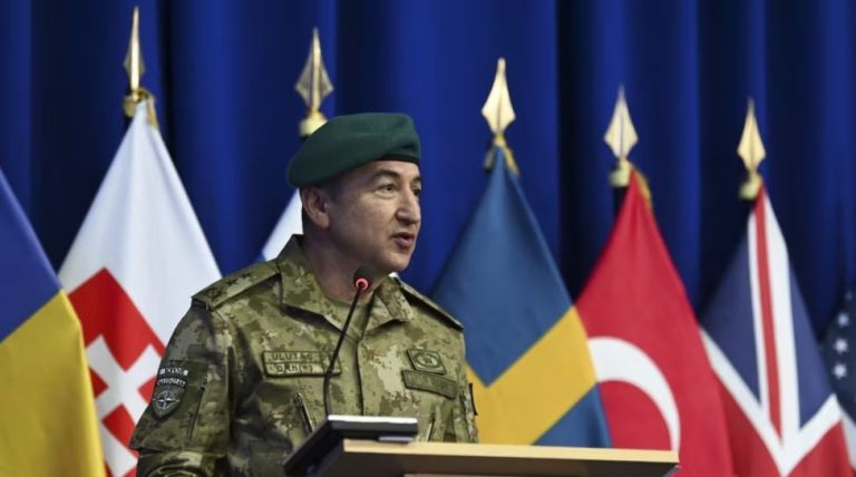 KFOR paralajmëron për veriut të Kosovës: siguria mbetet e brishtë, rrezik për tensione të reja