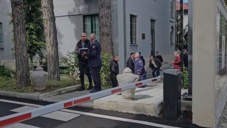 Kultivimi i drogës në Korçë, kreu i Policisë mbledh vartësit pas rasteve të fundit