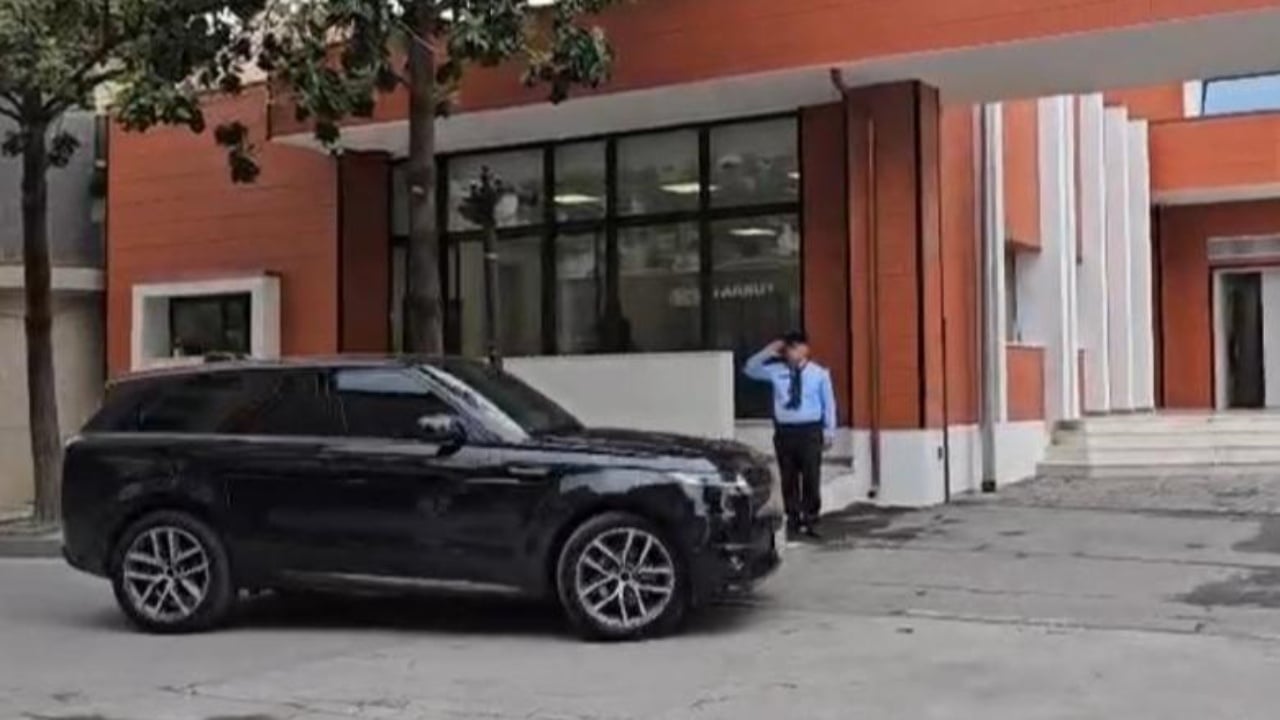 Pas takimit në Korçë, Skënder Hita shkon në Elbasan për mbledhje me policinë