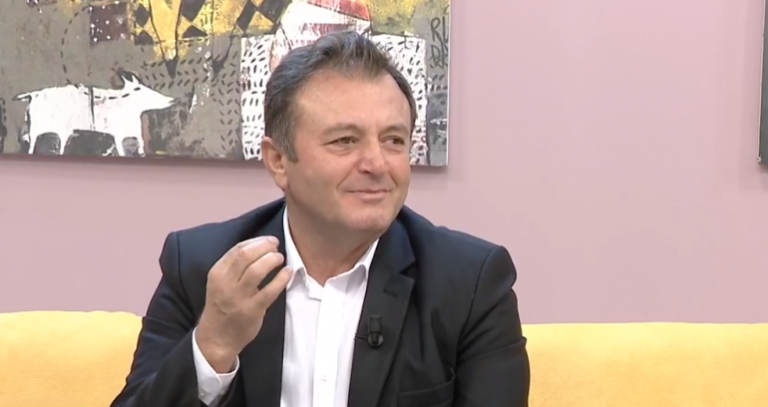 Aku Godet Ylli Merjan Për Etiketim, Ndërsa Tregu I Ushqimit Mbetet Nën Dyshime: Kujt I Shërben Ky Standard?