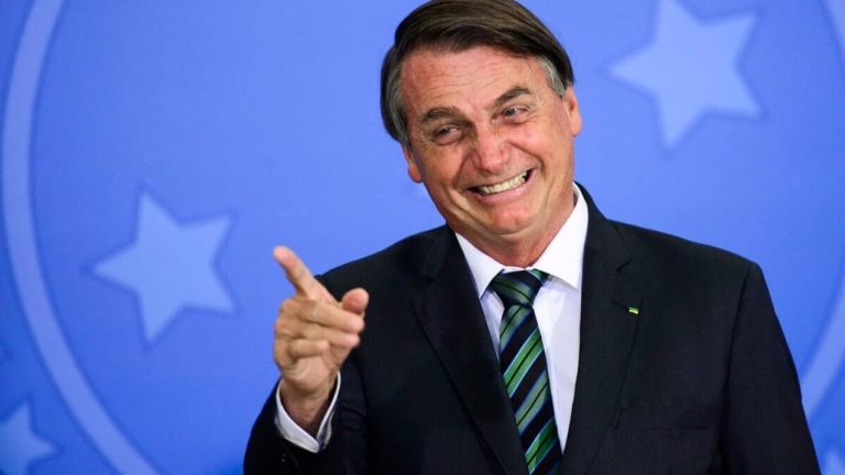 Bolsonaro mund t’i shpëtojë pjesës më të madhe të dënimit, Kongresi i Brazilit sfidon Lulën
