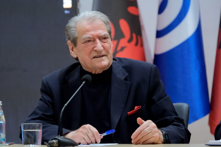 Gara për kreun e PD mbetet pa rivalë, Berisha i vetëm pas skualifikimeve nga komisioni