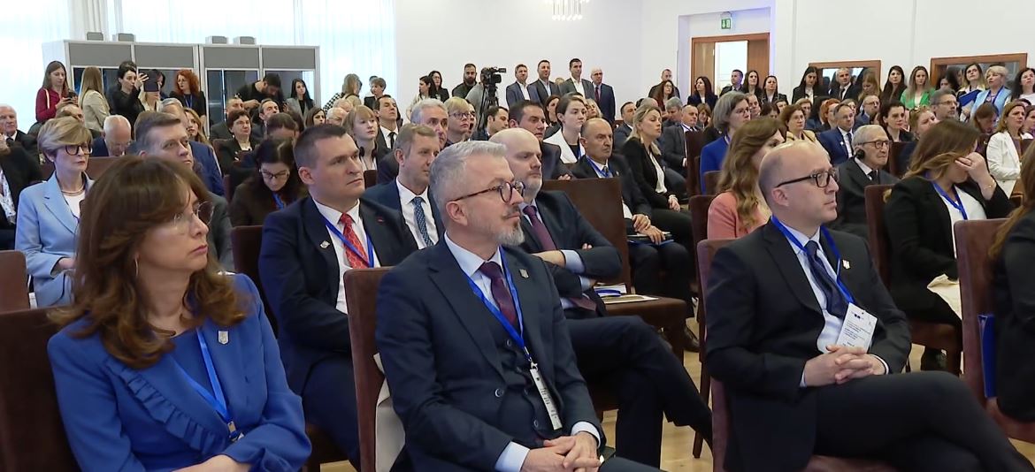 Kongresi Botëror i Ligjit në Tiranë: publikohet agjenda e forumit që paraprin 2027-ën